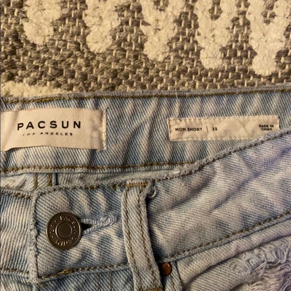 distressed high waisted shorts - Picture 3 of 3